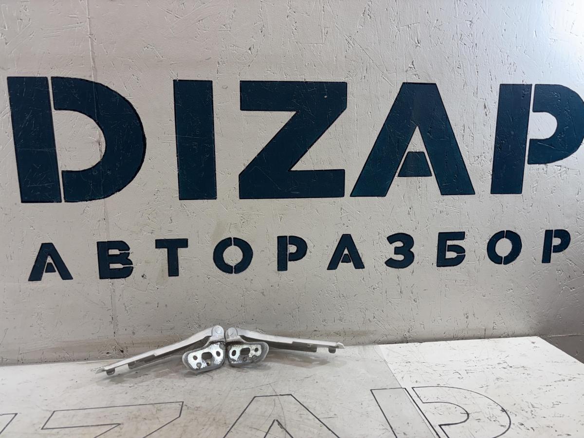 Петли капота левая правая 4F0823301, 4F0823302