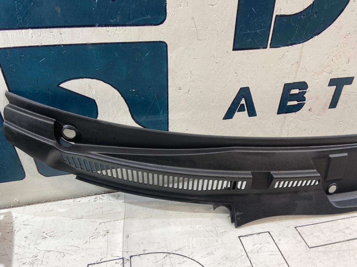 Жабо 7L6819403G Volkswagen Touareg I