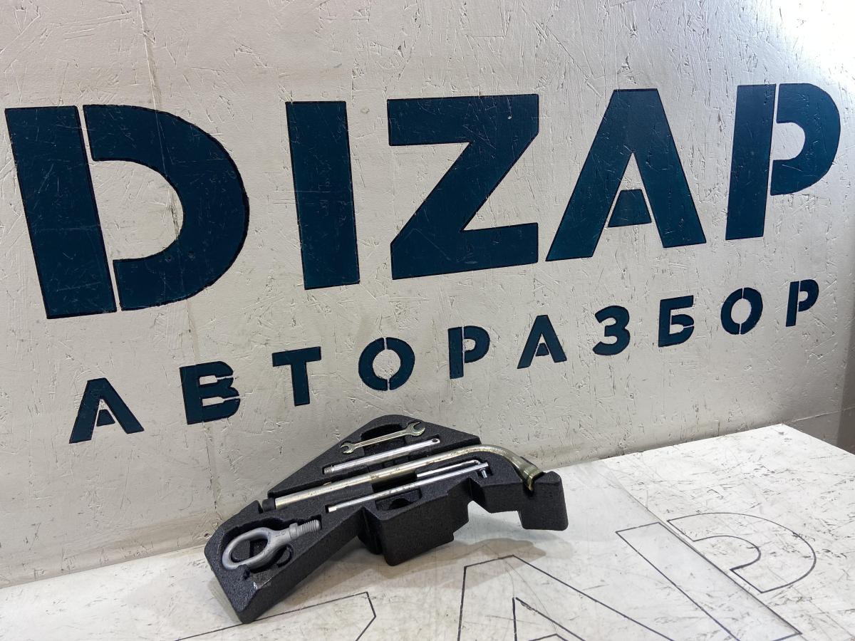 Инструментальный ящик 7L0012113 Volkswagen Touareg I