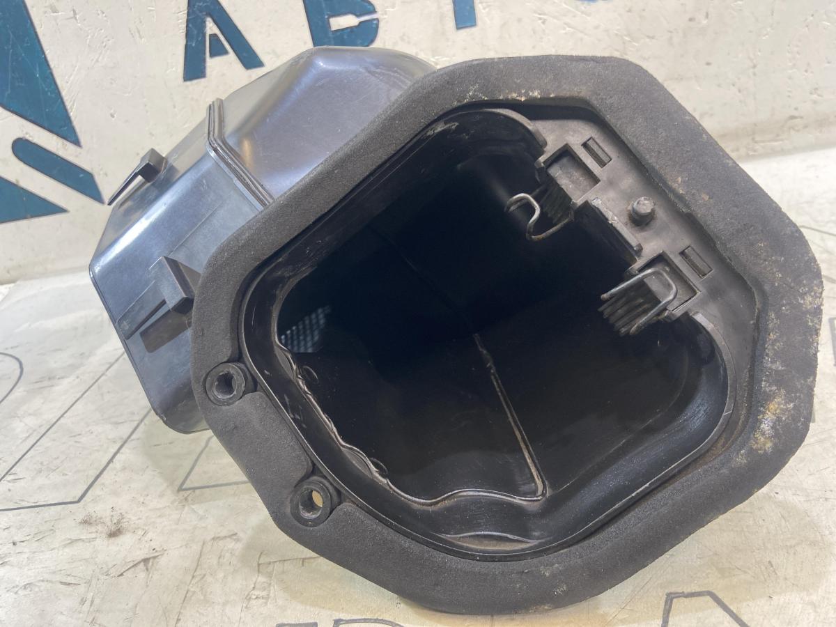 Воздухозаборник 7L0819049A Volkswagen Touareg I