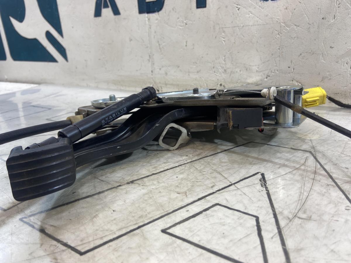 Педаль стояночного тормоза 7L0721485 Volkswagen Touareg I