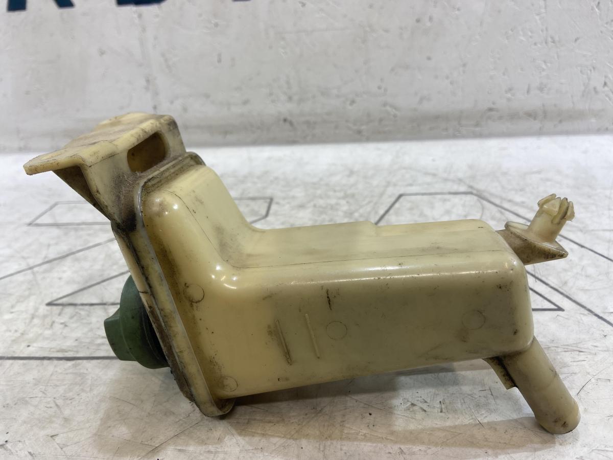 Бачок гидроусилителя 8D0422373C