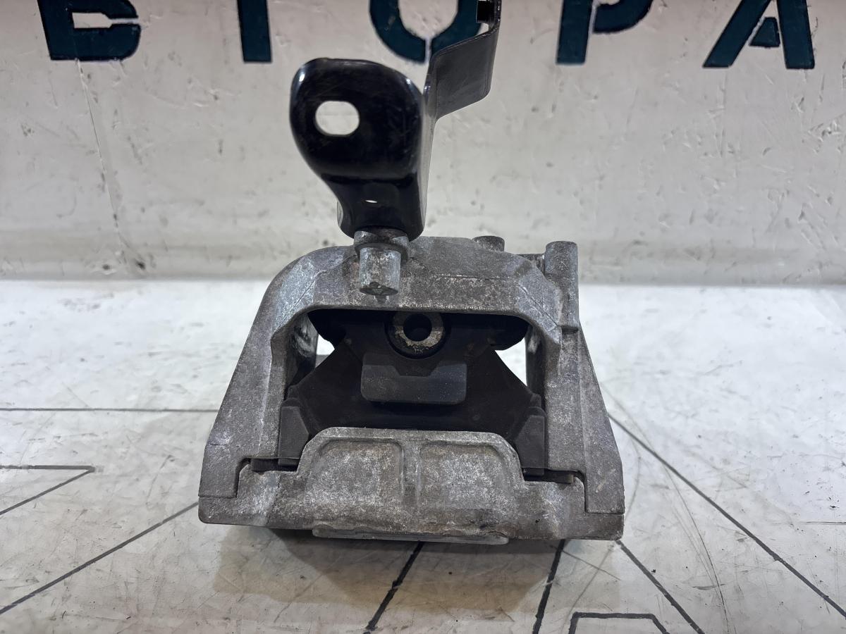 Опора двигателя 1K0199262M Volkswagen Jetta MK5