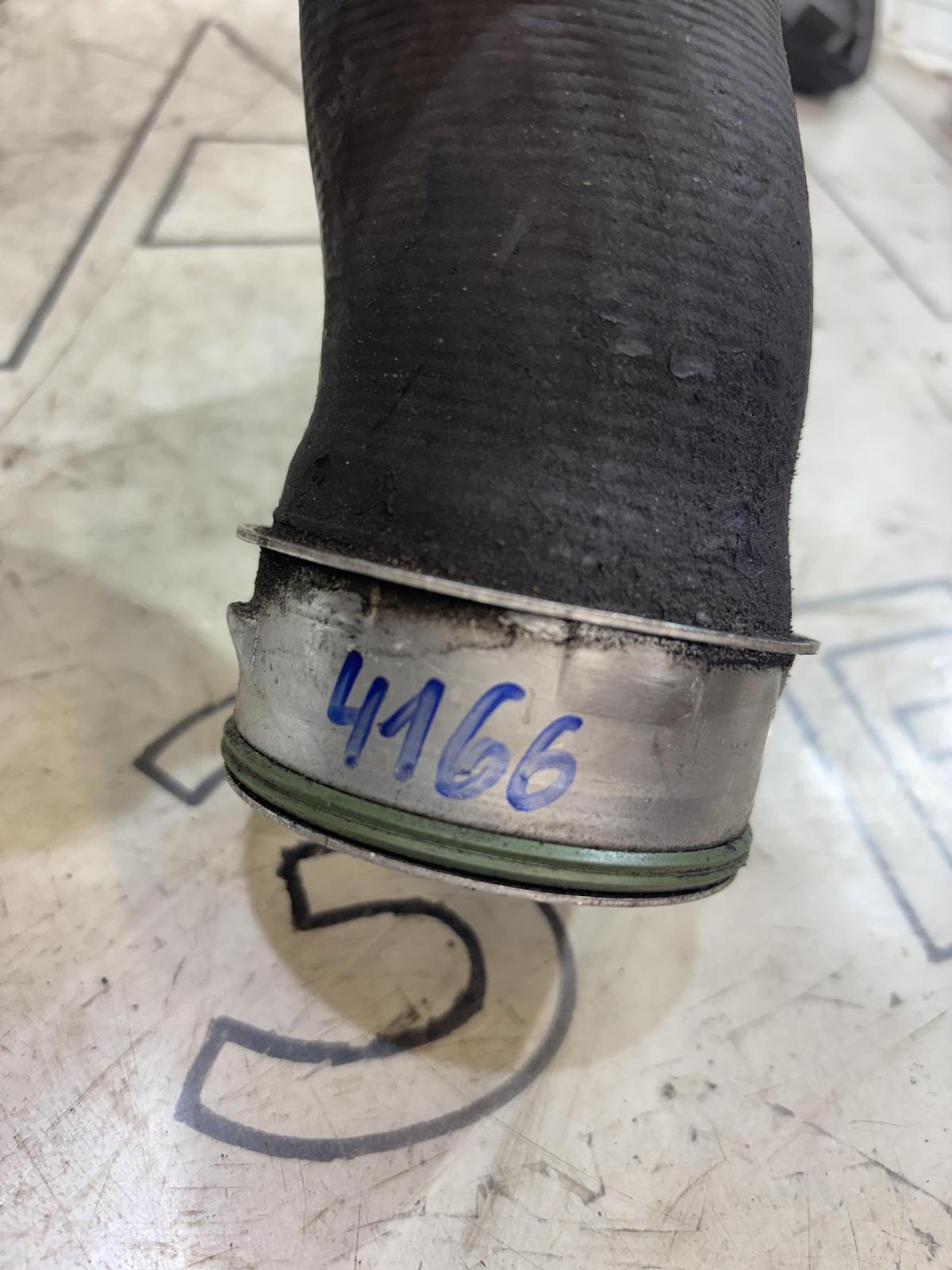 Патрубок интеркулера 1K0145832E Volkswagen Jetta MK5