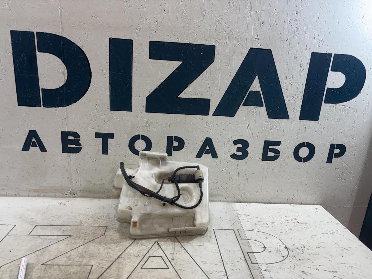 Бачок стеклоомывателя 1K0955453R Volkswagen Jetta MK5