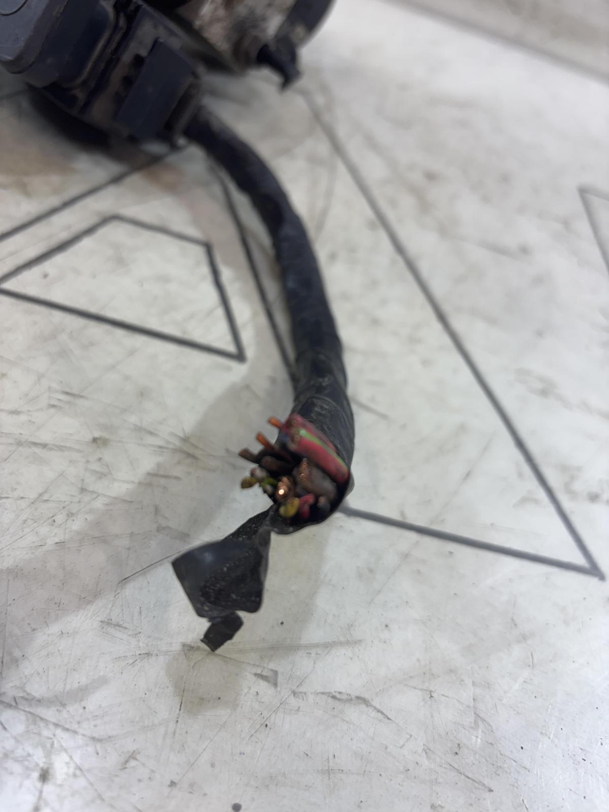 Блок управления ABS 1K0907379AA Volkswagen Jetta MK5