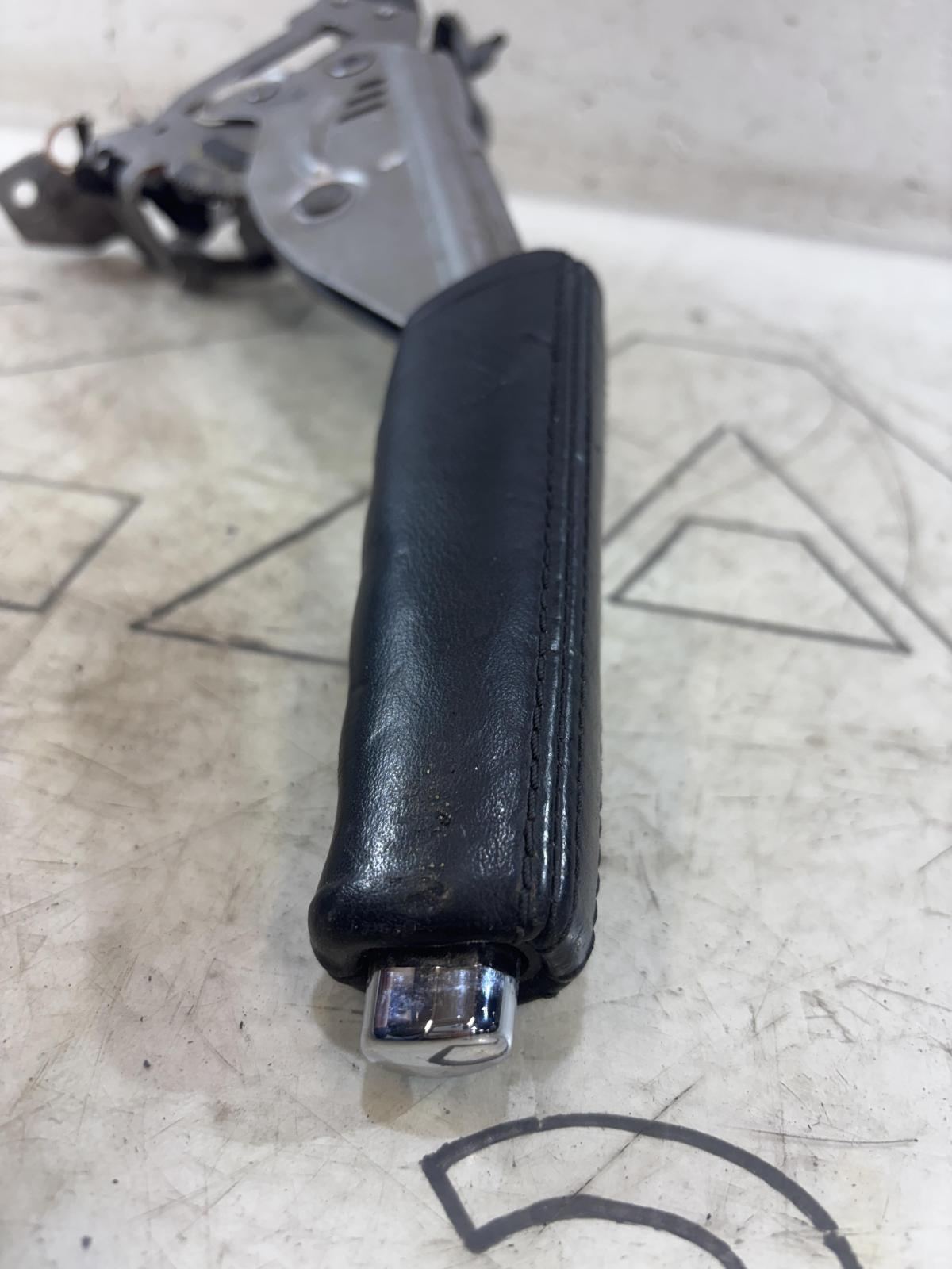 Рычаг ручного тормоза 1Z2711303A Skoda Octavia 2