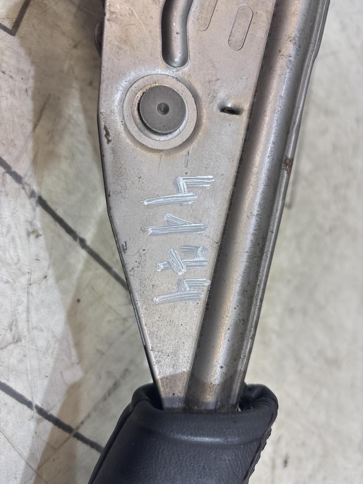 Рычаг ручного тормоза 1Z2711303A Skoda Octavia 2