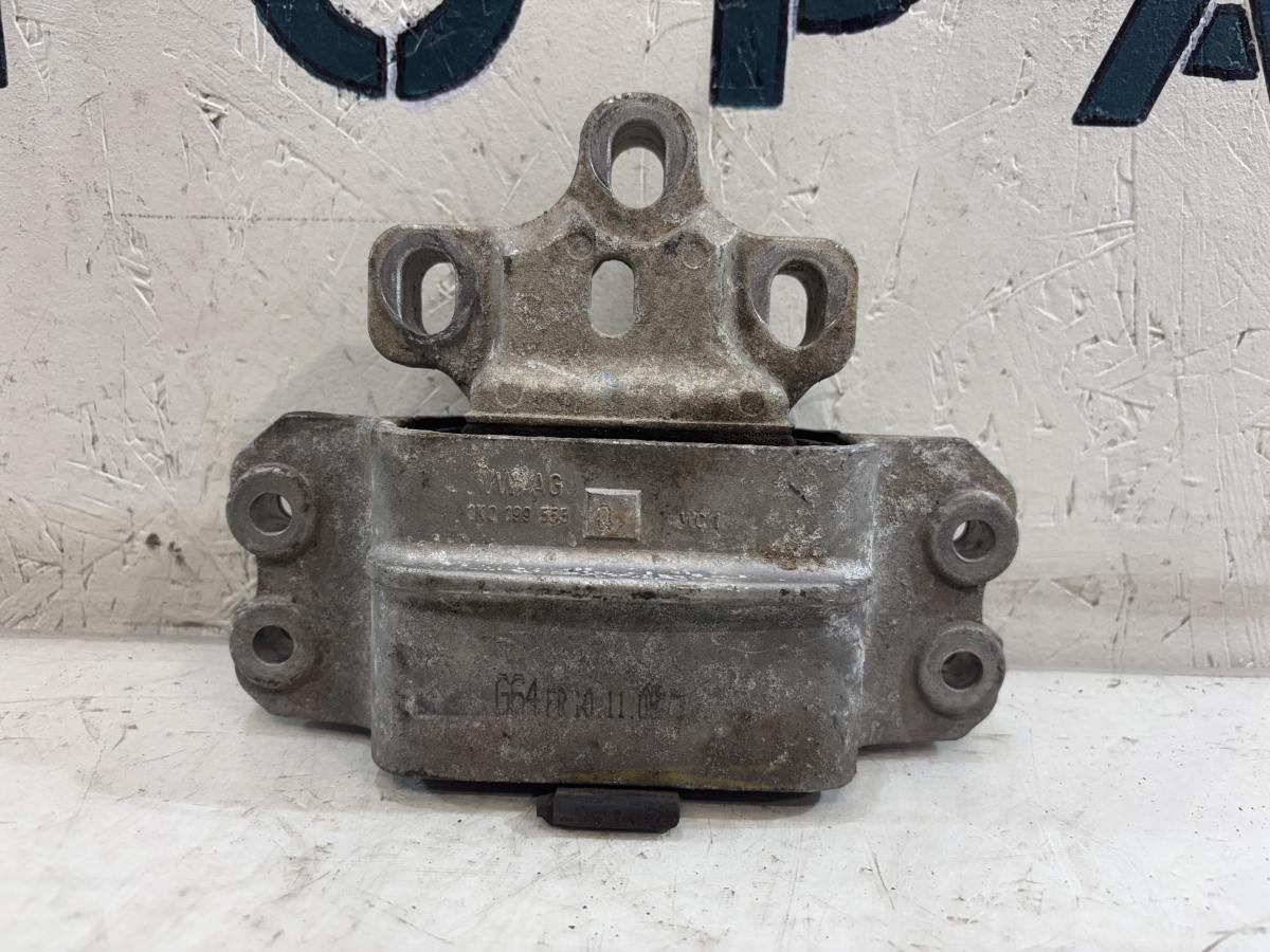 Опора двигателя 1K0199555