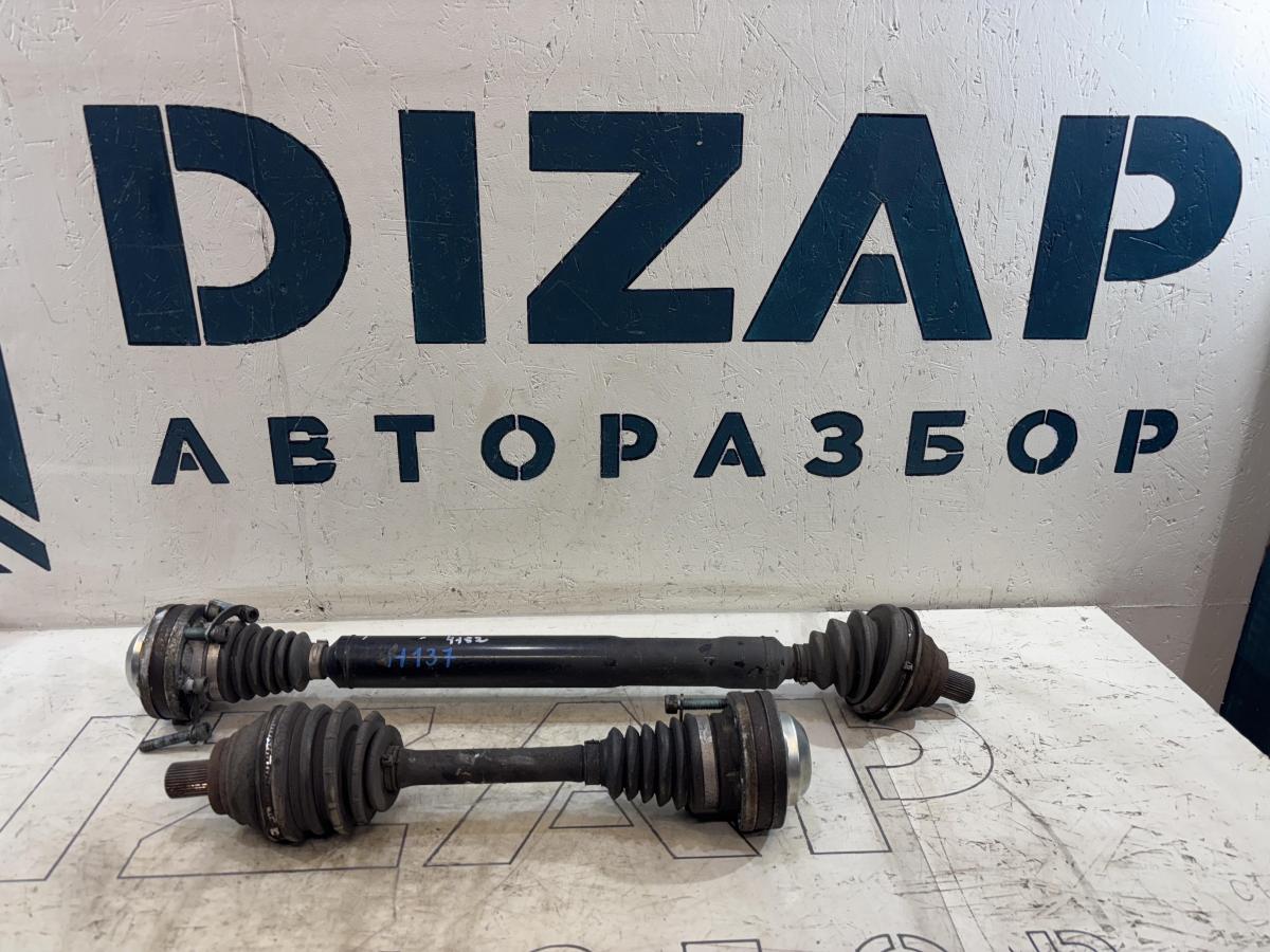 Приводы передние 1K0407271EE Skoda Octavia RS II