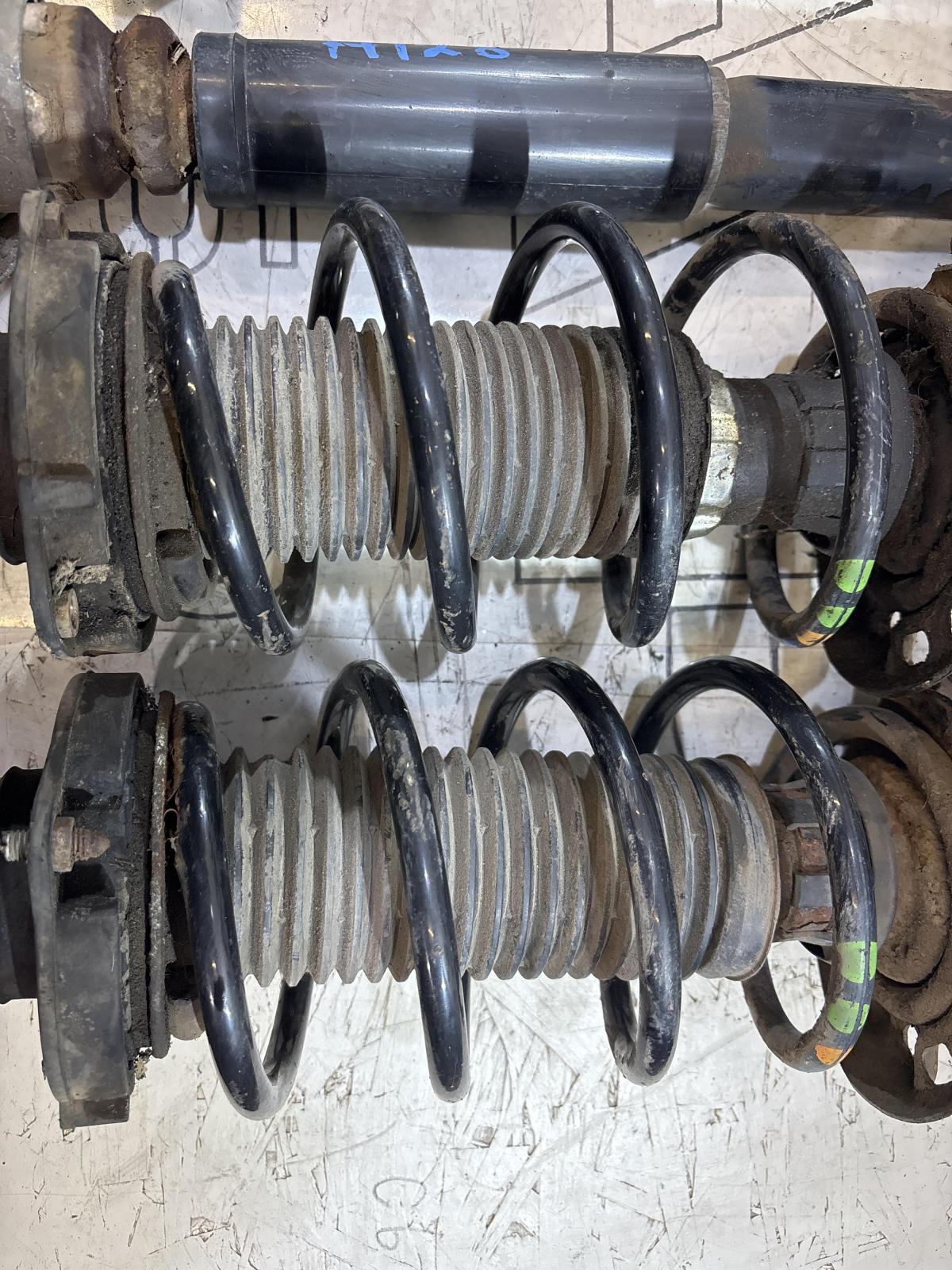 Амортизаторы с пружинами 1K0413031BE Skoda Octavia II рест