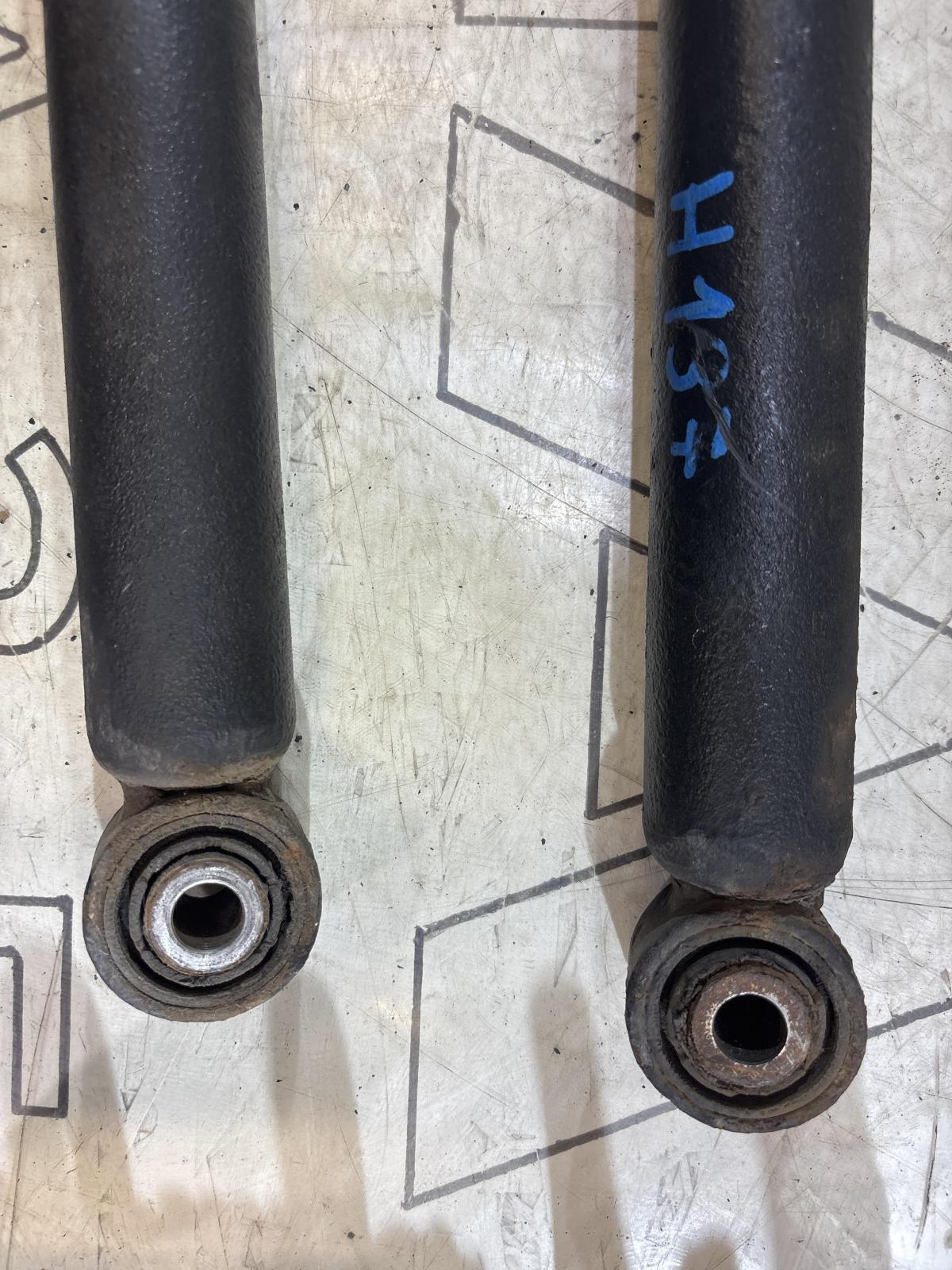 Амортизаторы с пружинами 1T0413031HP Skoda Octavia RS II