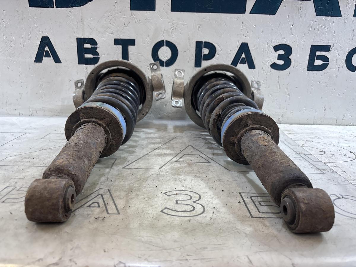 Амортизаторы с пружинами задние 7L6513029E Volkswagen Touareg I