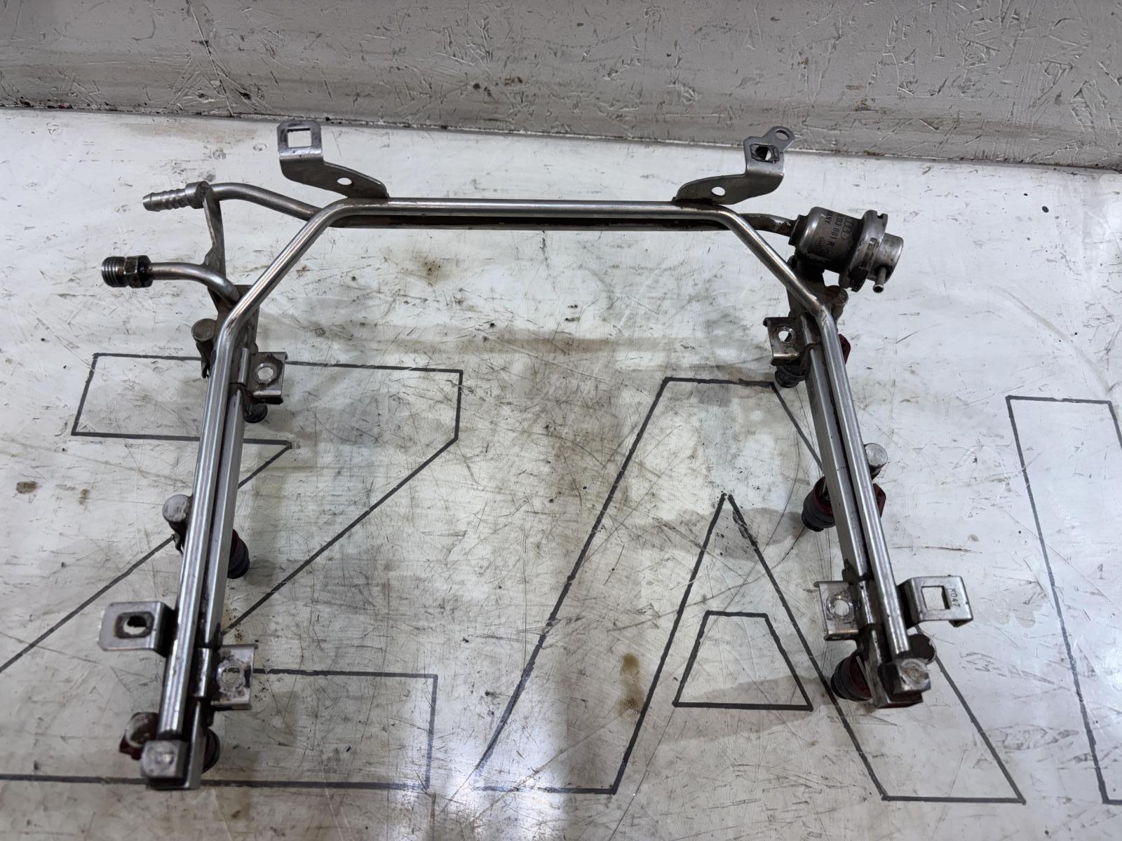 Топливная рампа 078133681R 