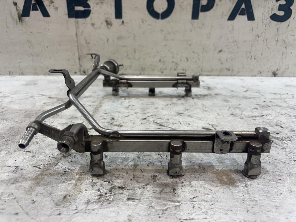 Топливная рампа 078133681R 