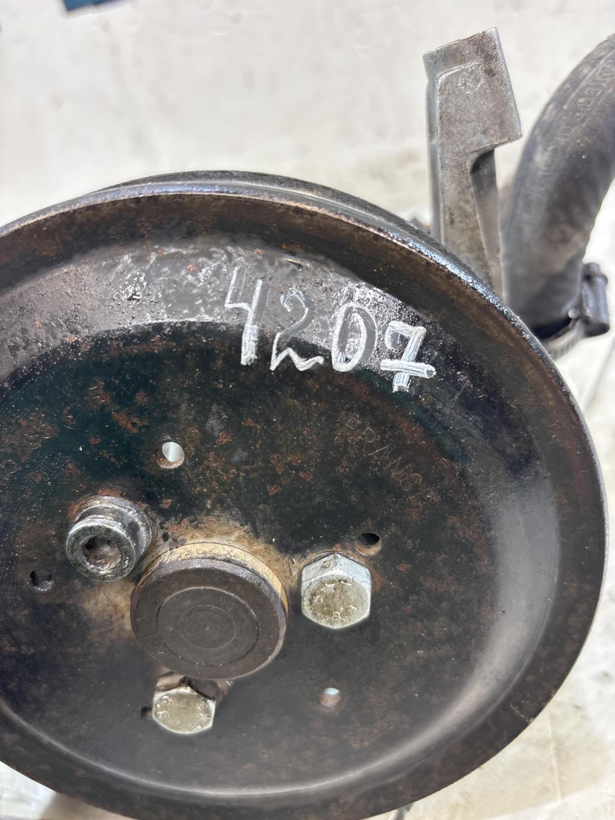 Насос гидроусилителя руля 048145155F 