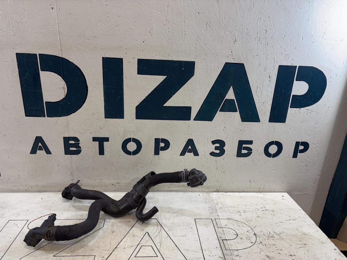 Патрубок радиатора 1K0121049DM Skoda Octavia II рест