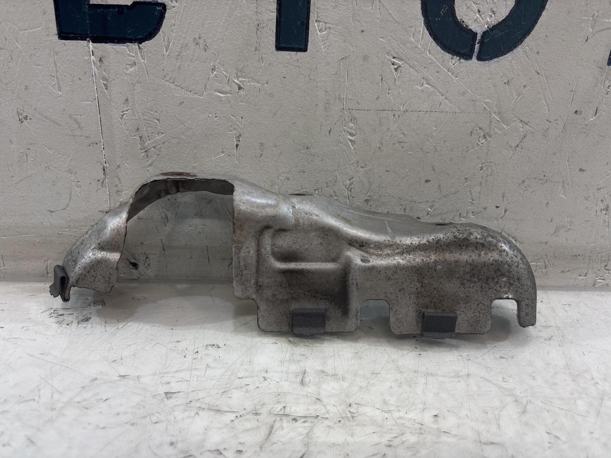 Теплоуловительный щиток 03C253041BH Skoda Octavia II рест