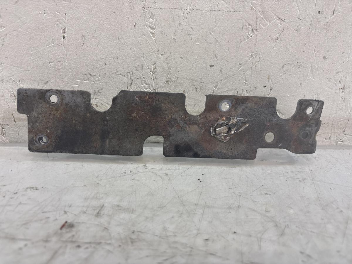 Кронштейн турбокомпрессора 03C253197N Skoda Octavia II рест