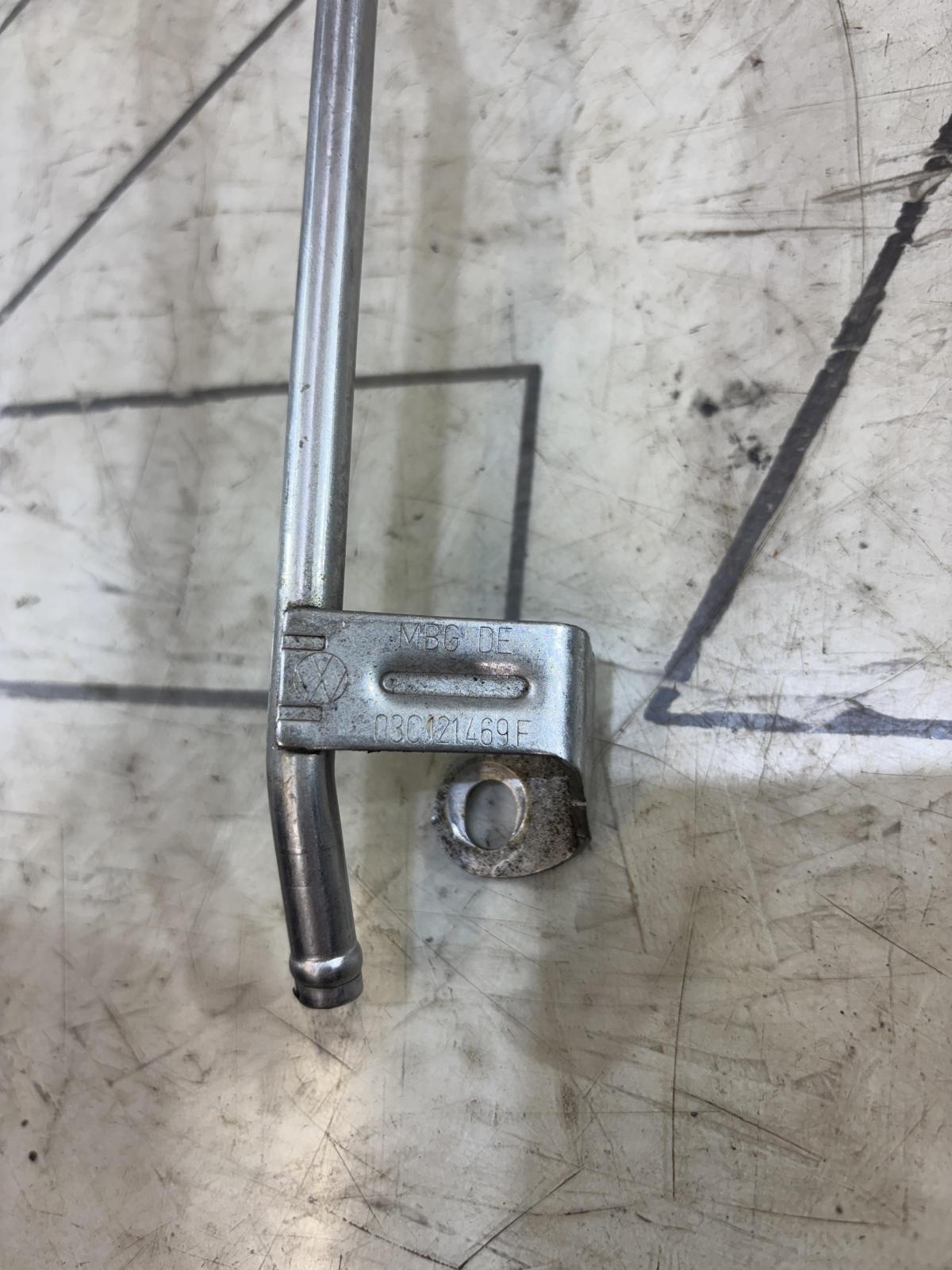 Трубопровод системы охлаждения 03C121469F 