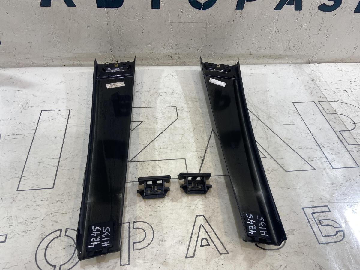 Панель стойки кузова левая/правая 7L6853318B Volkswagen Touareg I