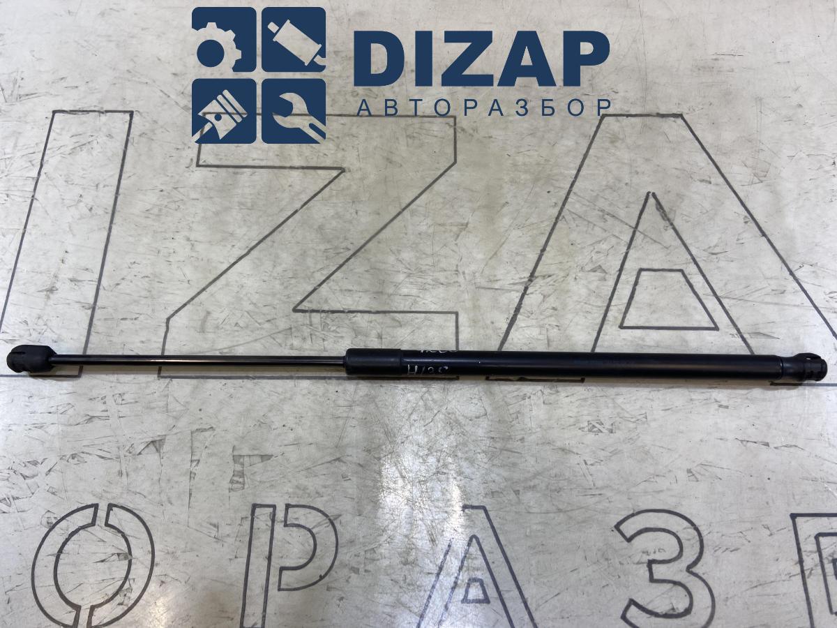 Амортизатор капота 7L6823359B Volkswagen Touareg I