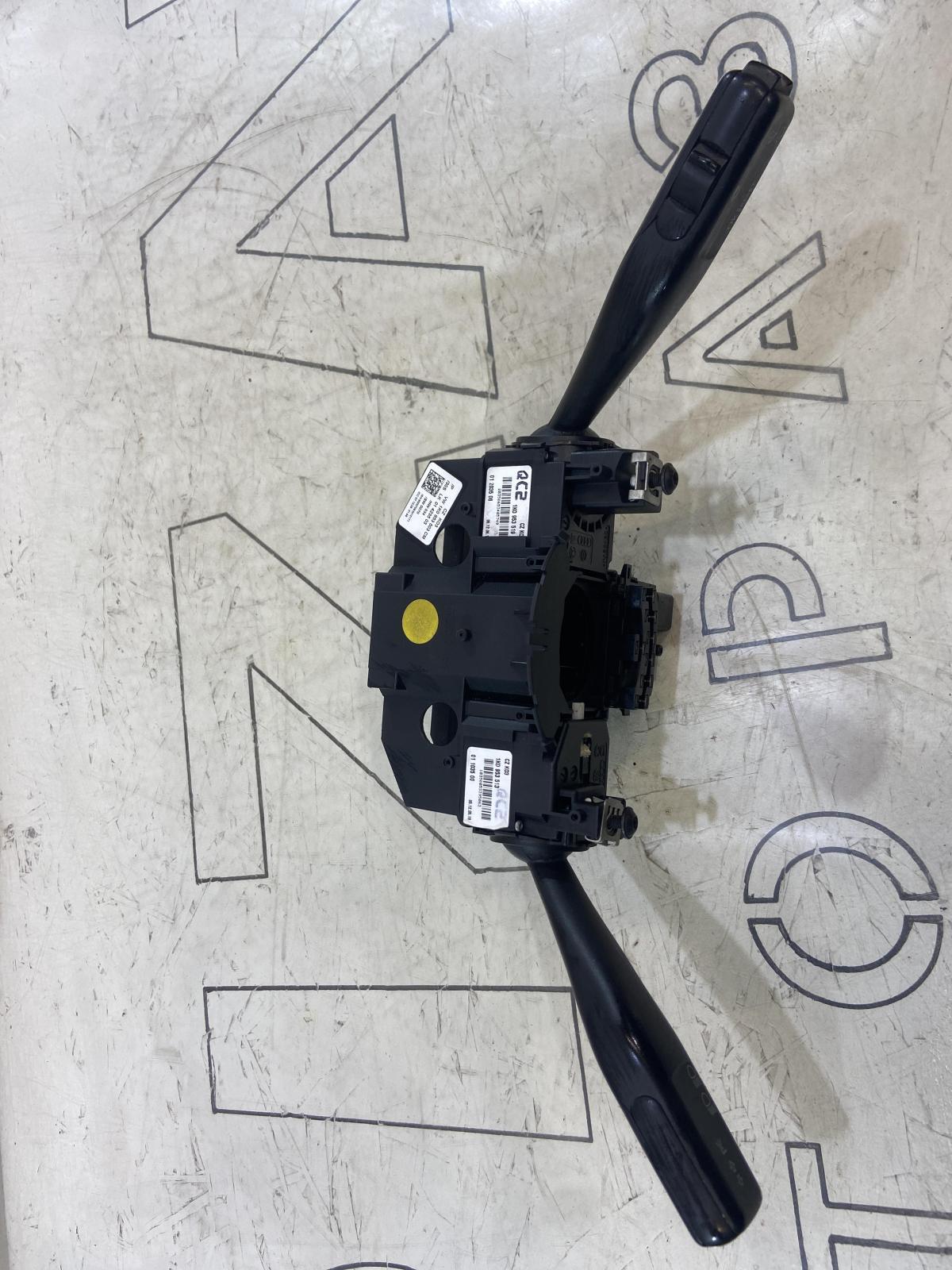 Блок подрулевых переключателей 1K0953519A Skoda Octavia RS II