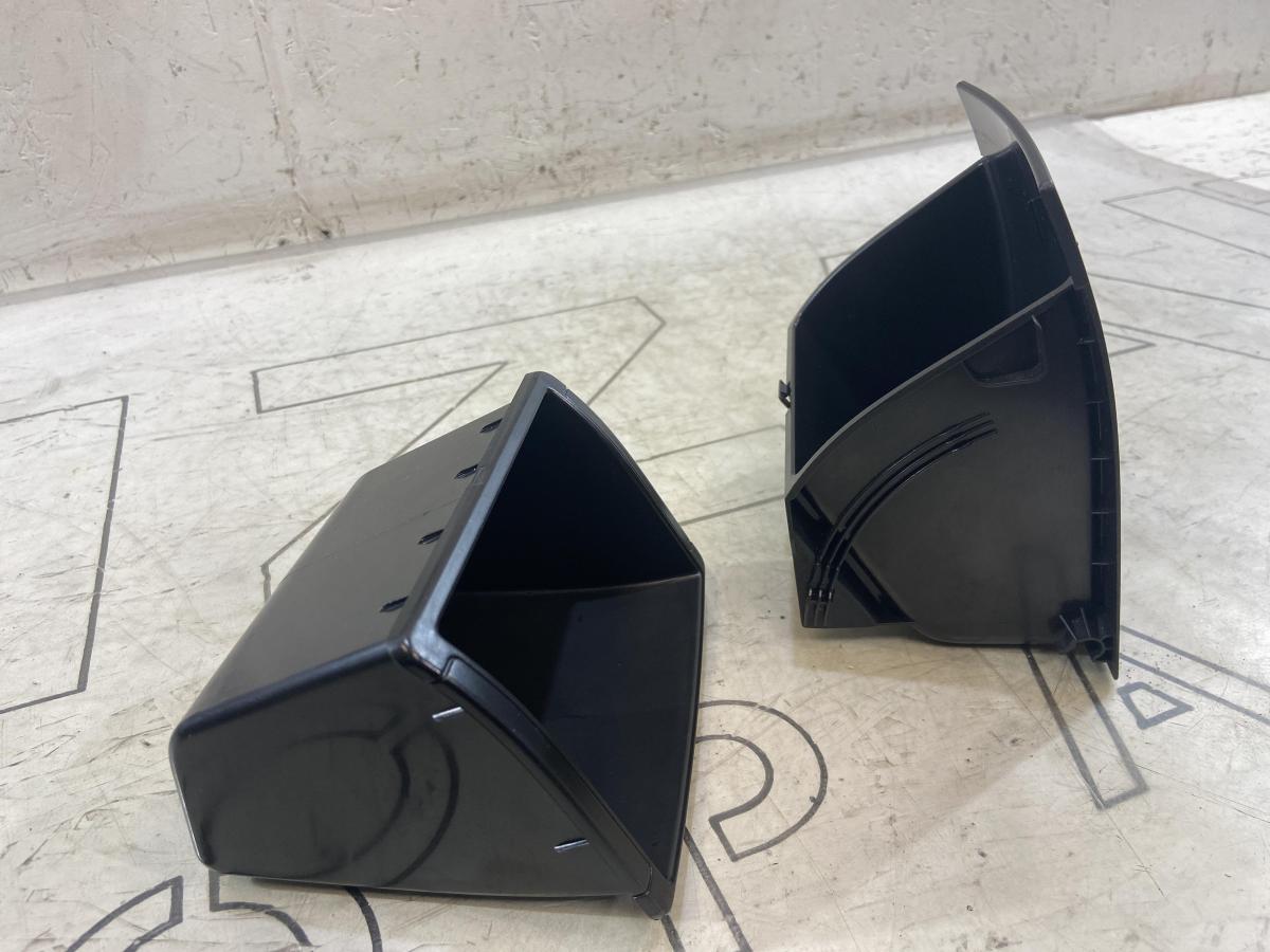 Вещевое отделение 1Z0863284 Skoda Octavia RS II