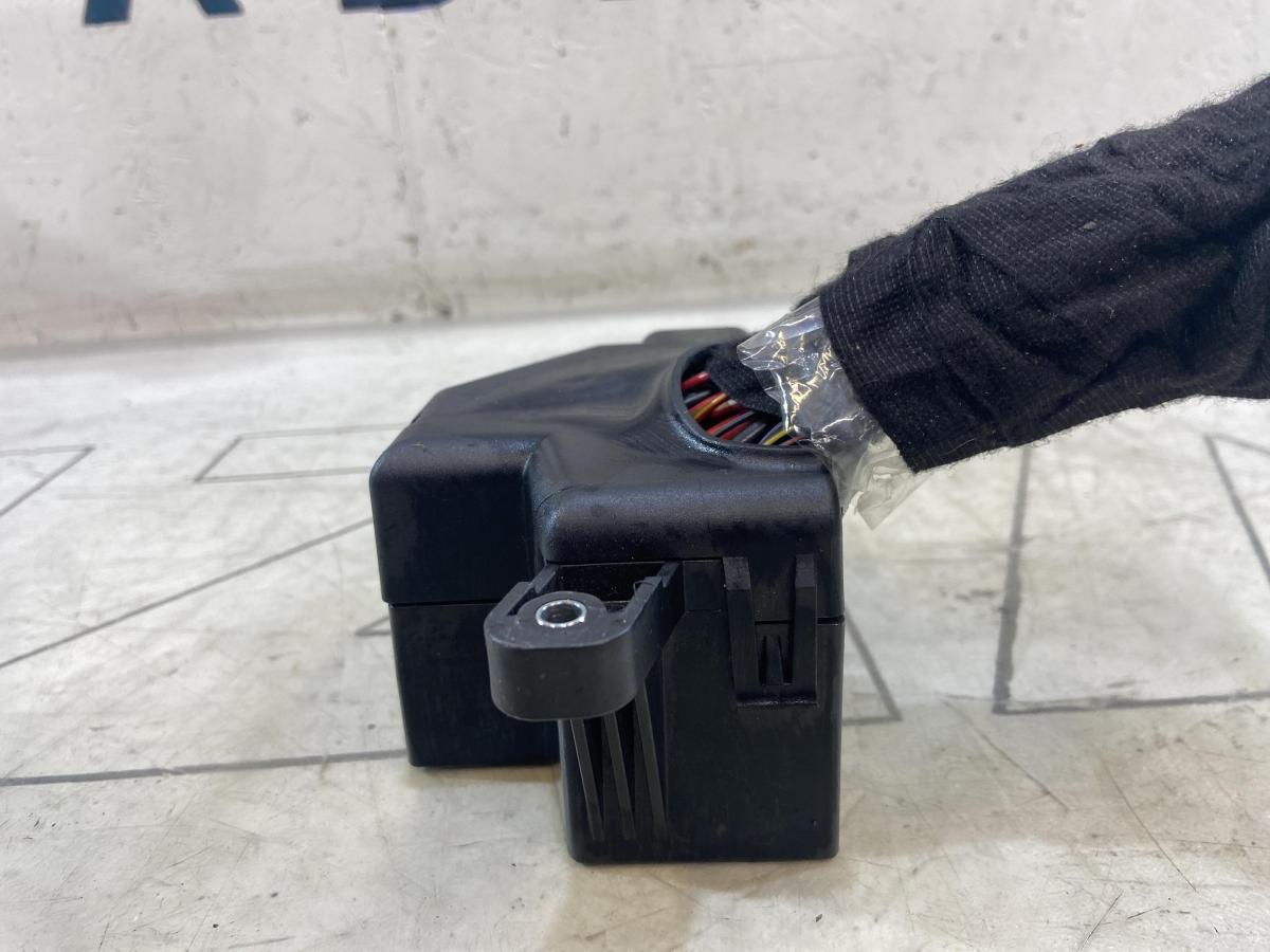 Блок предохранителей 1K2941824 Skoda Octavia RS II