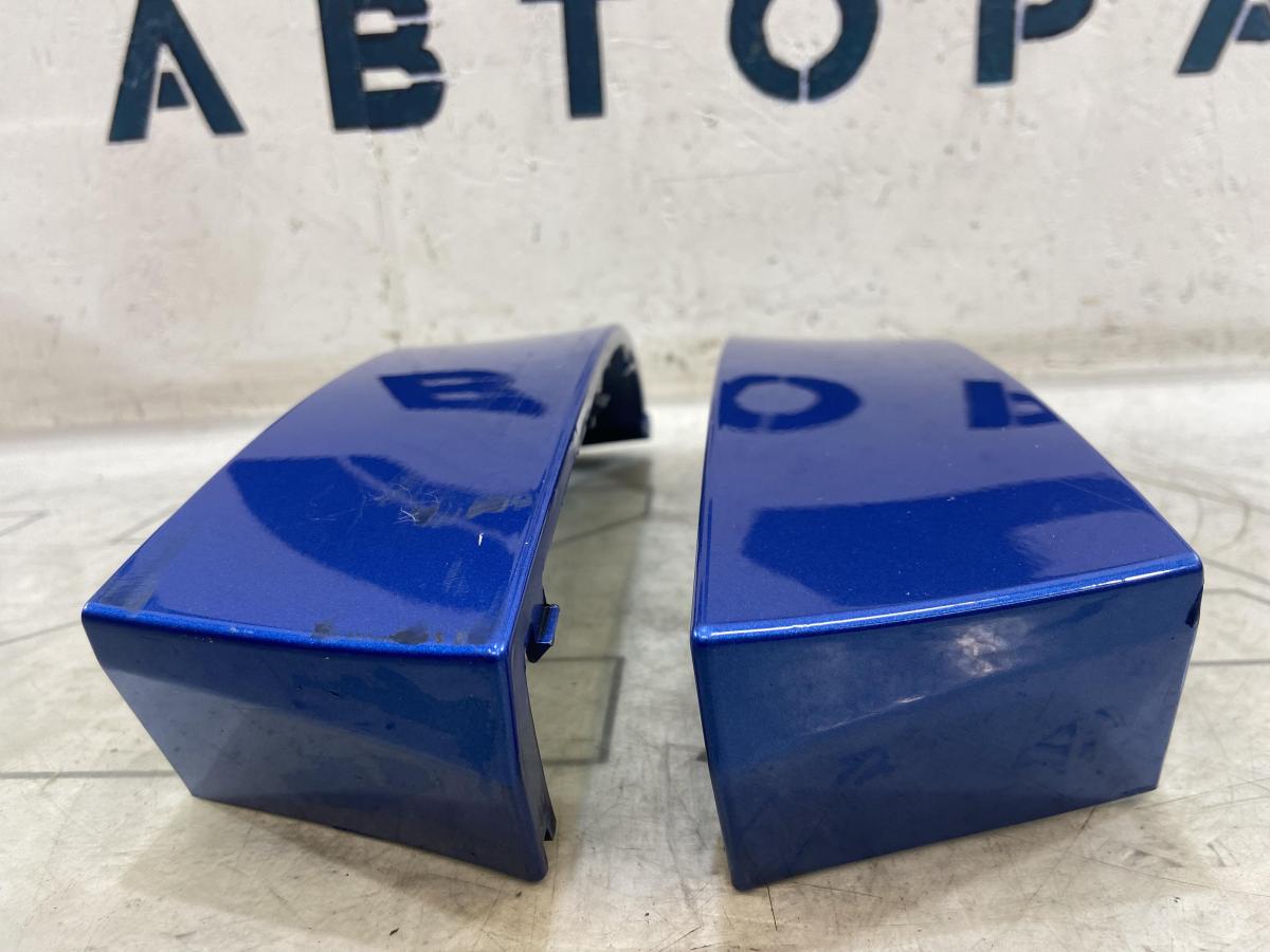 Накладка (планка) под фонарь правая, левая 1Z5813345 Skoda Octavia RS II