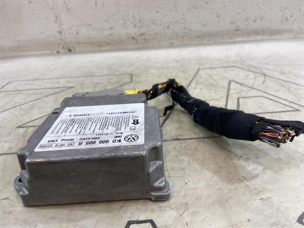 Блок управления AIR BAG 1K0909605R Skoda Octavia RS II