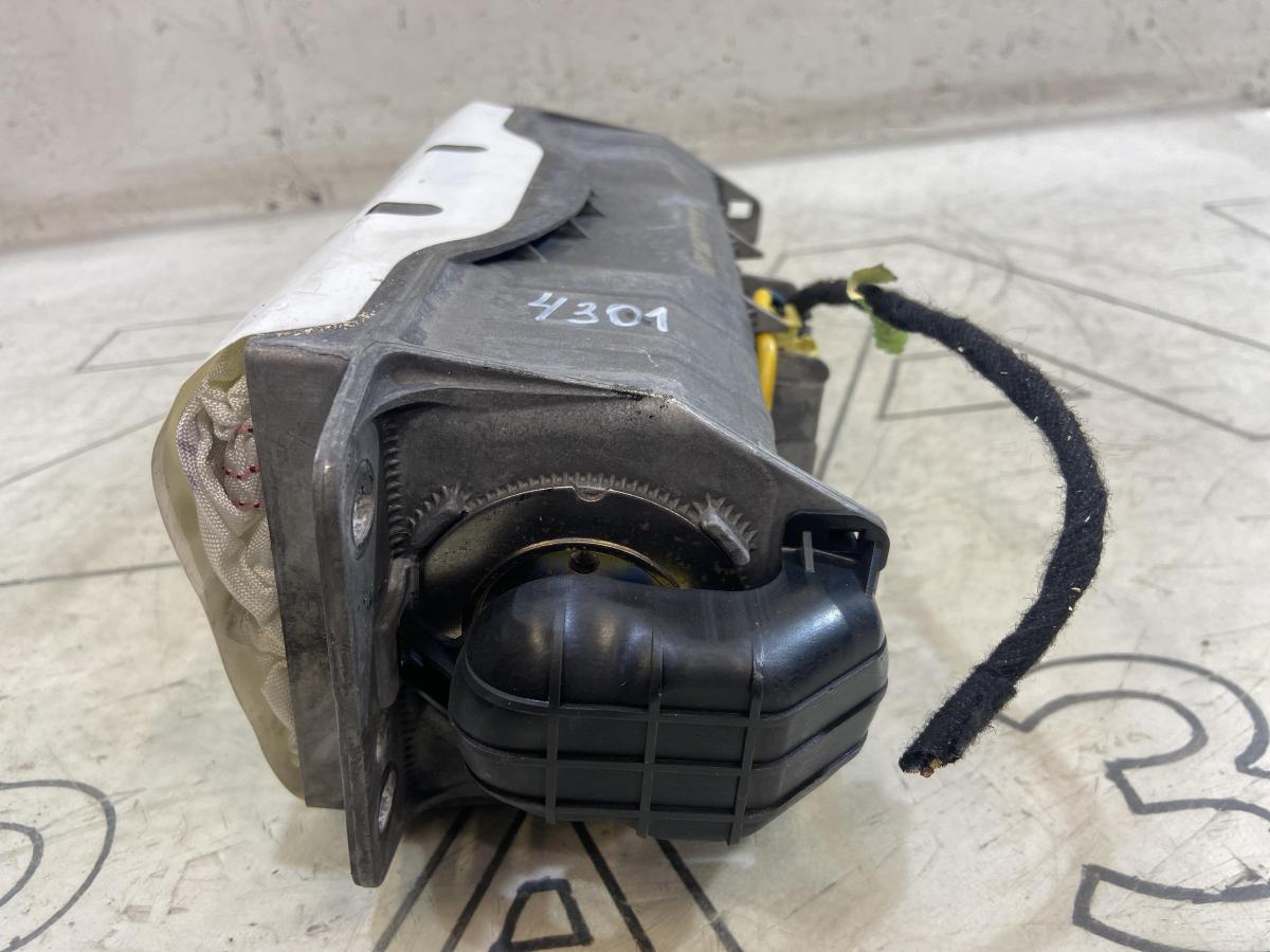 Модуль подушки безопасности 1K0880204H Skoda Octavia RS II