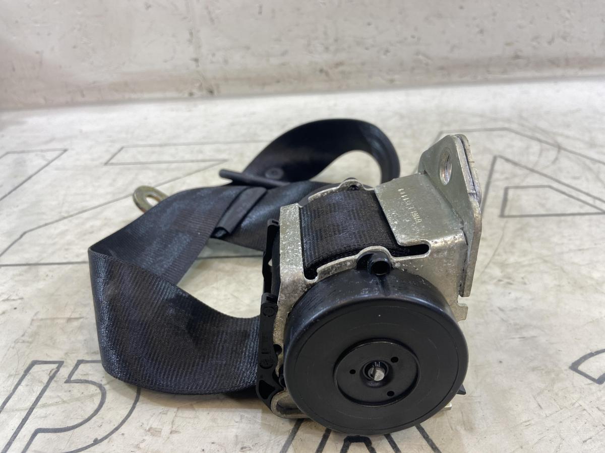 Ремень безопасности задний правый / левый 1Z0857447C Skoda Octavia RS II