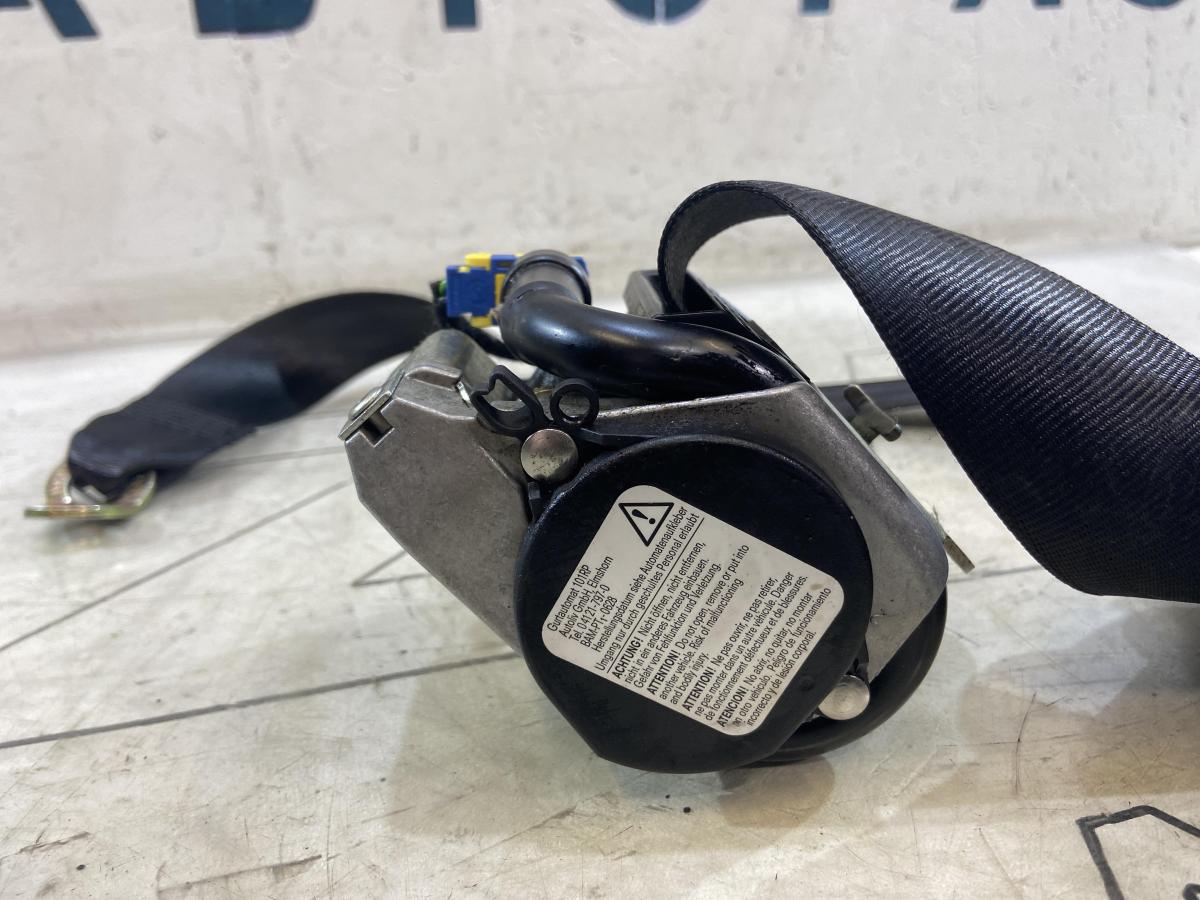 Ремень безопасности передний левый 1Z0857701A Skoda Octavia RS II