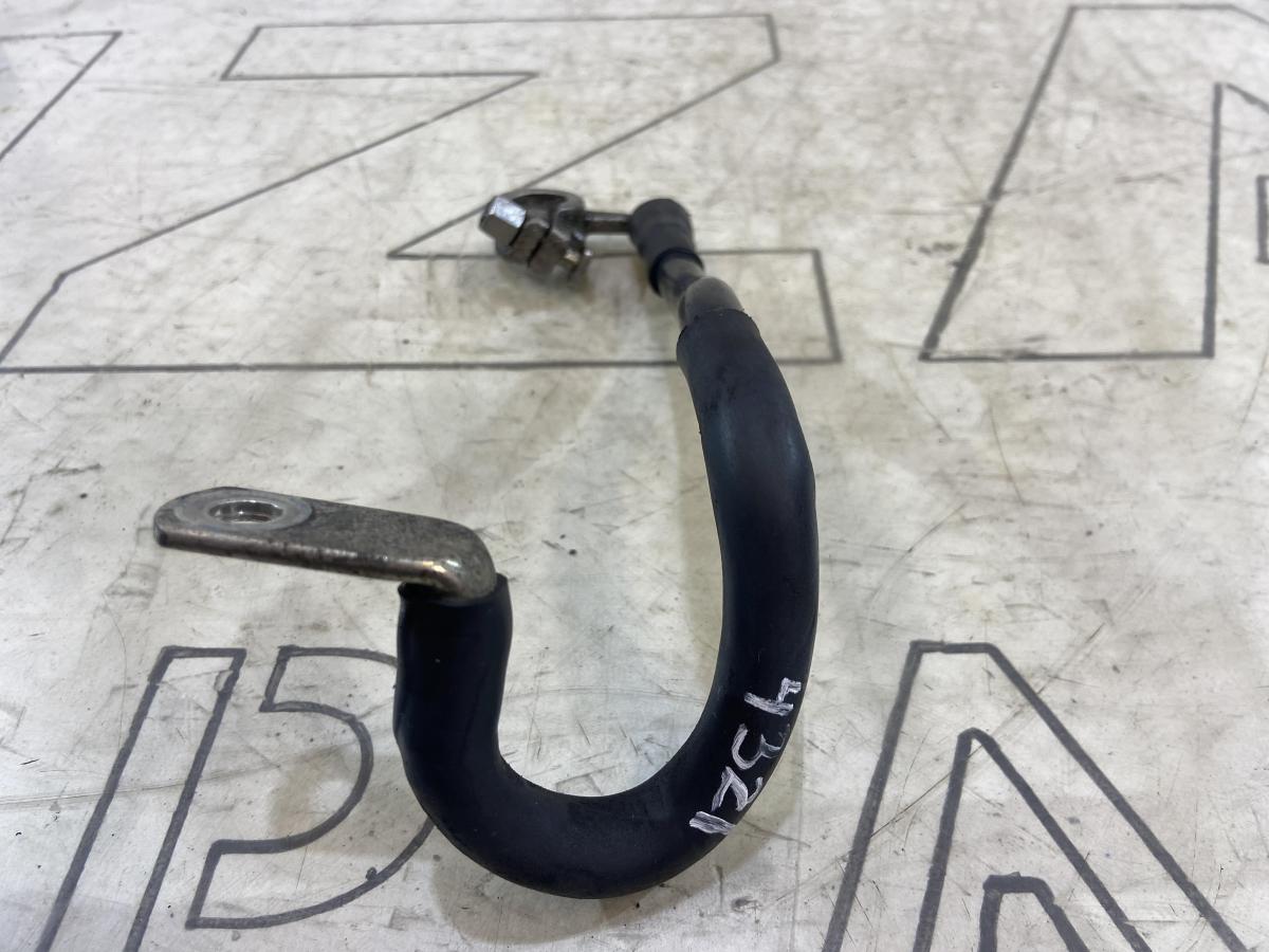 Клемма аккумулятора минус 1T0971235 Skoda Octavia RS II