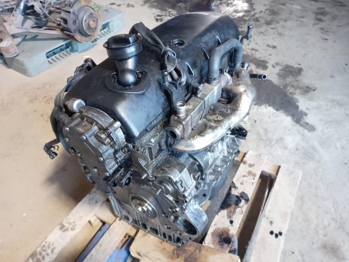 Двигатель 070100031D Volkswagen Touareg 2.5 BAC TDI