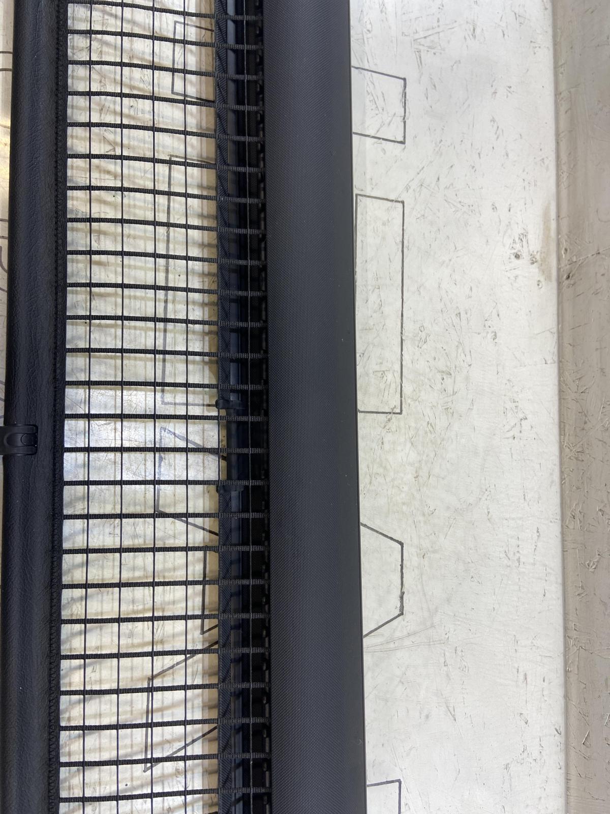 Перегородка-сетка 4B9861691D Audi A6 C5