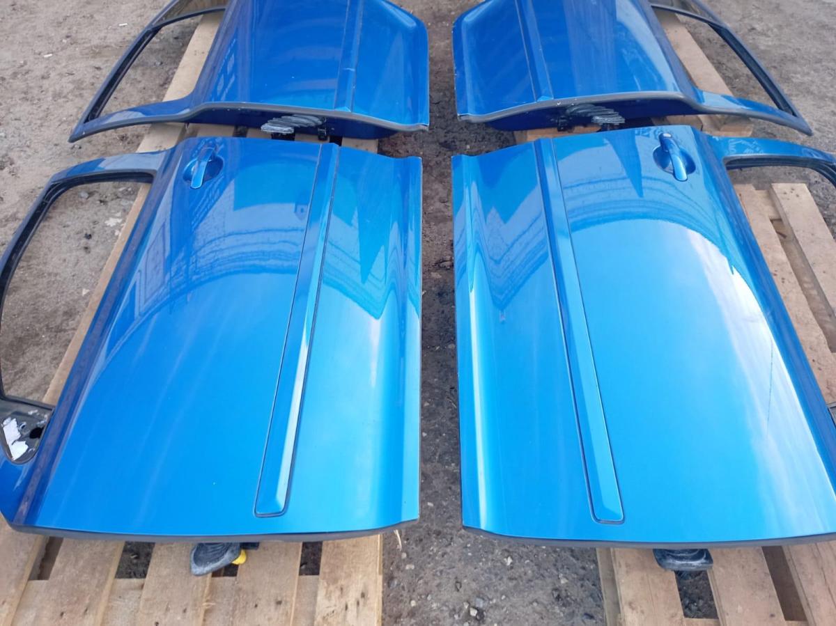 Двери 1Z0831055 Skoda Octavia A5 / RS2 рест / дорест седан / лифтбэк