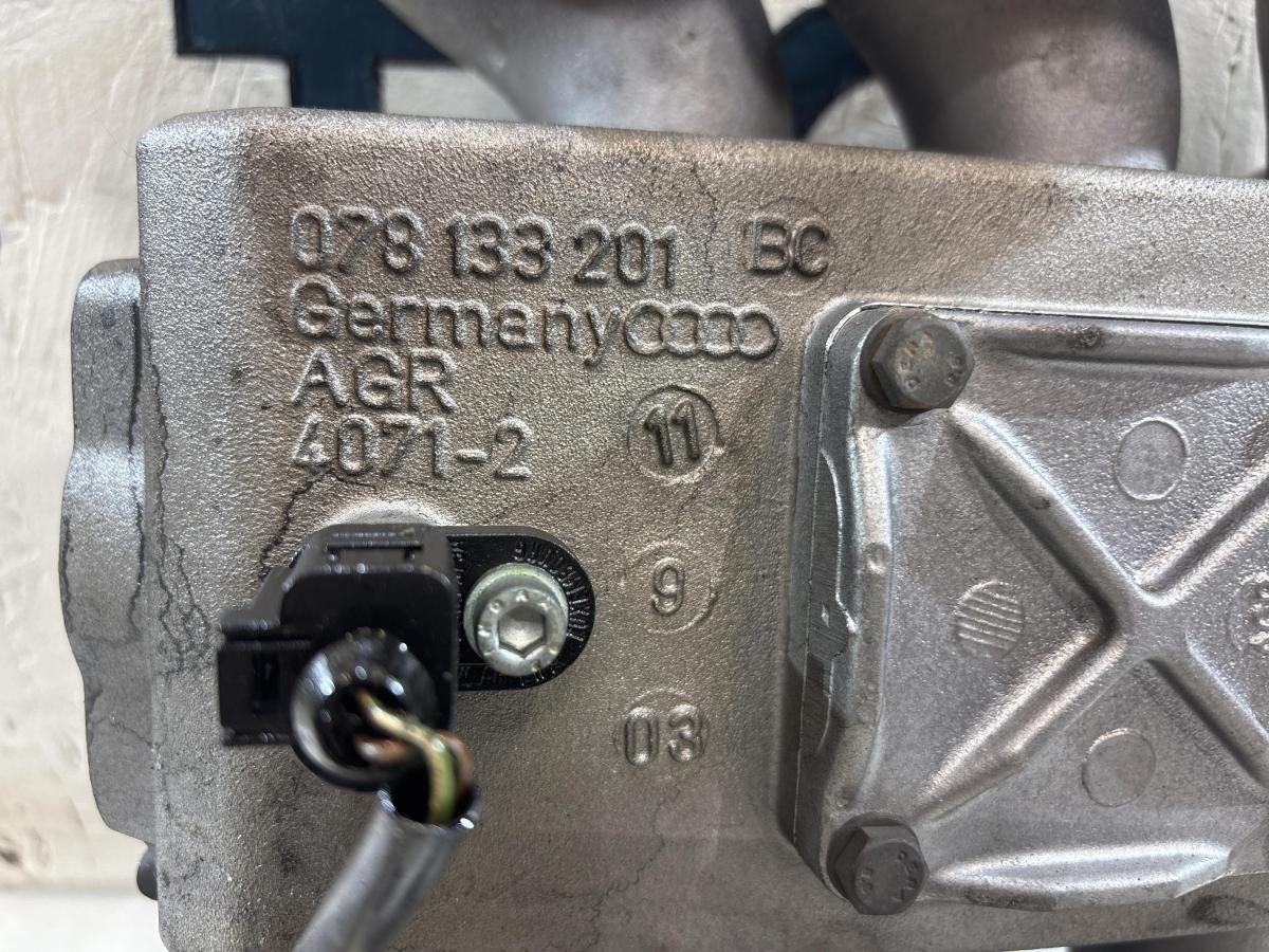 Коллектор впускной 078133201BC 