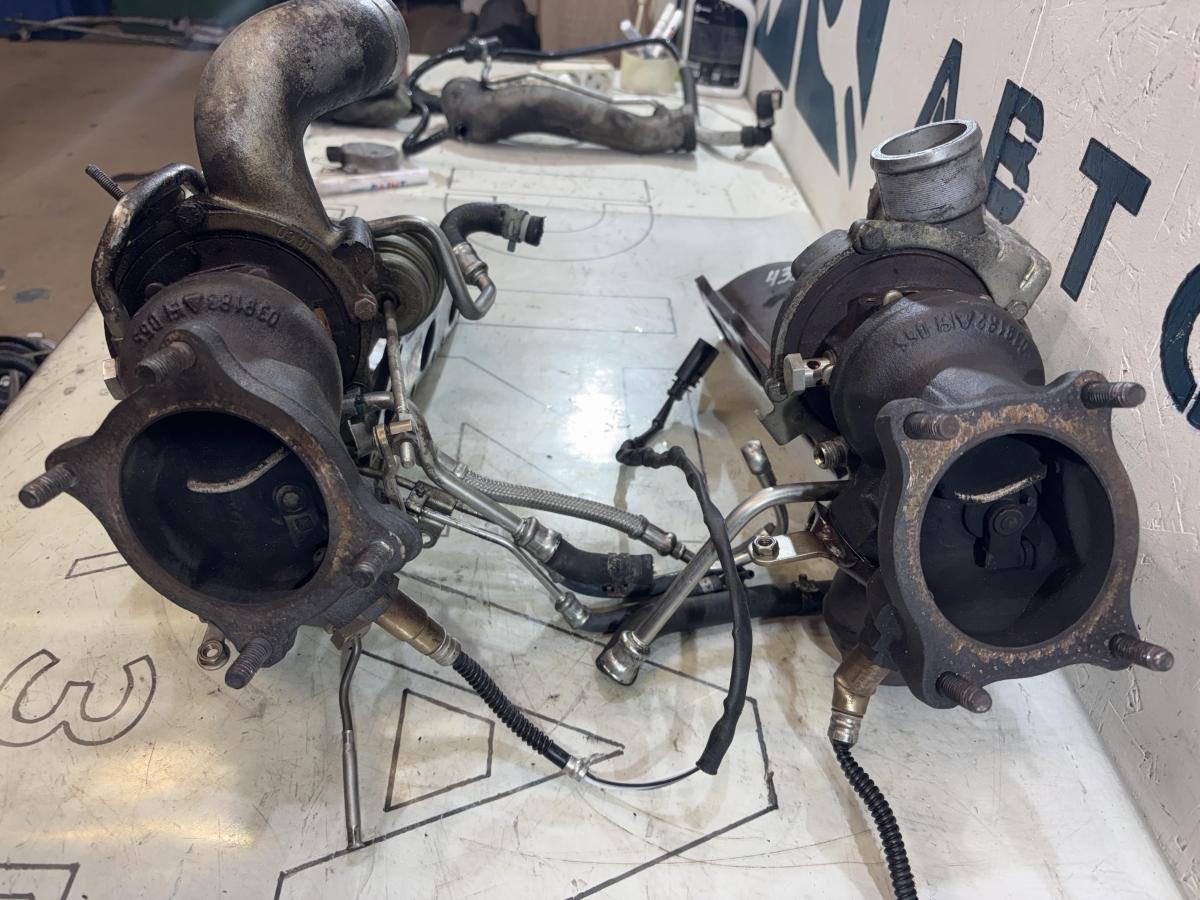 Турбины левая правая 078145703T 