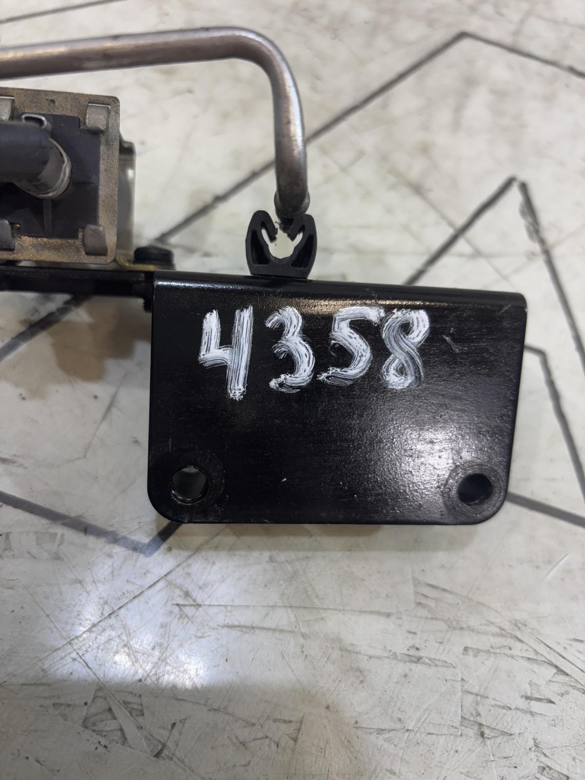 Клапан электромагнитный 078131115G 