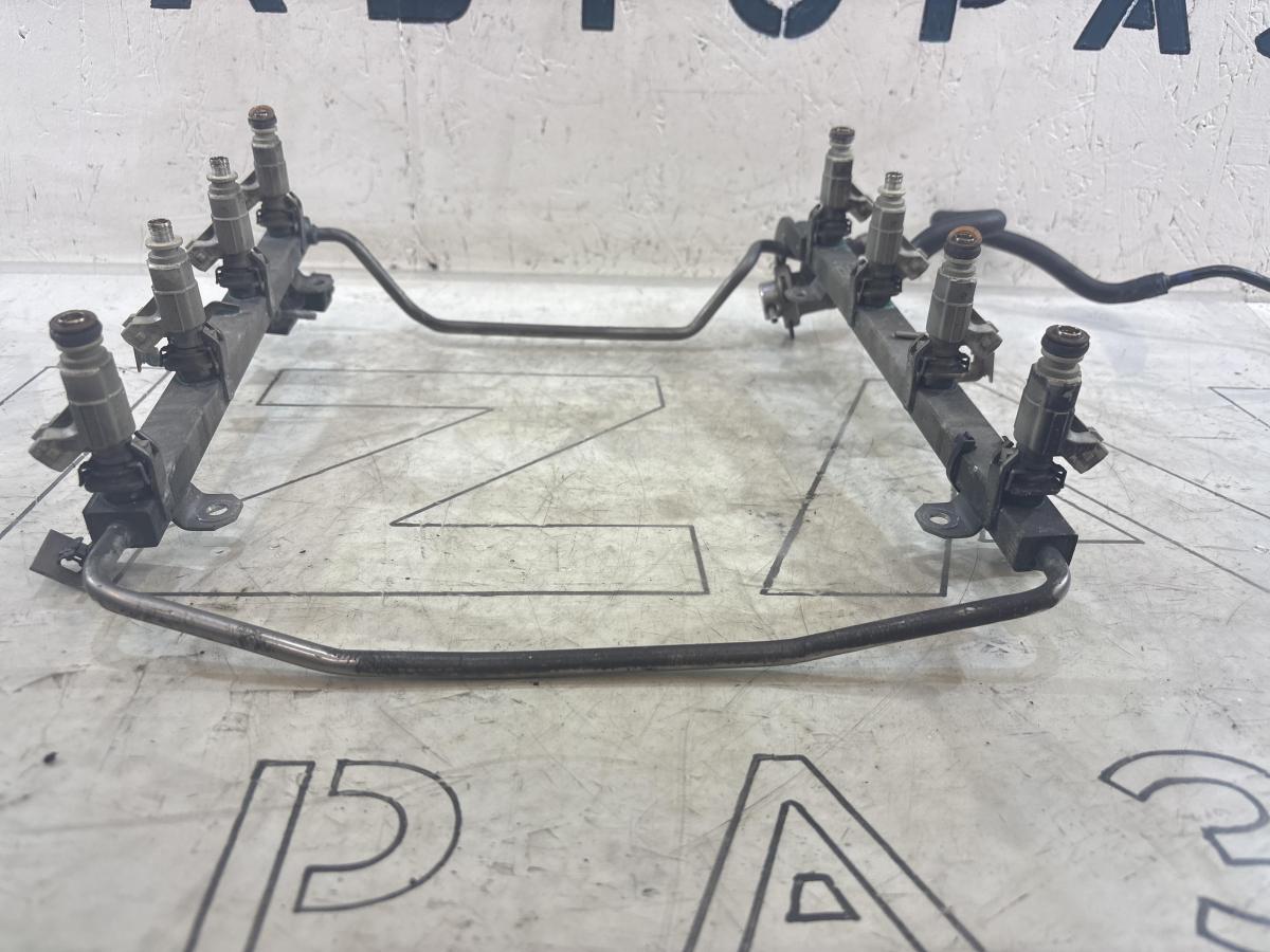 Топливная рампа 077133681L 