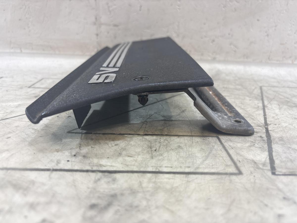 Крышка двигателя декоративная 077103724E 