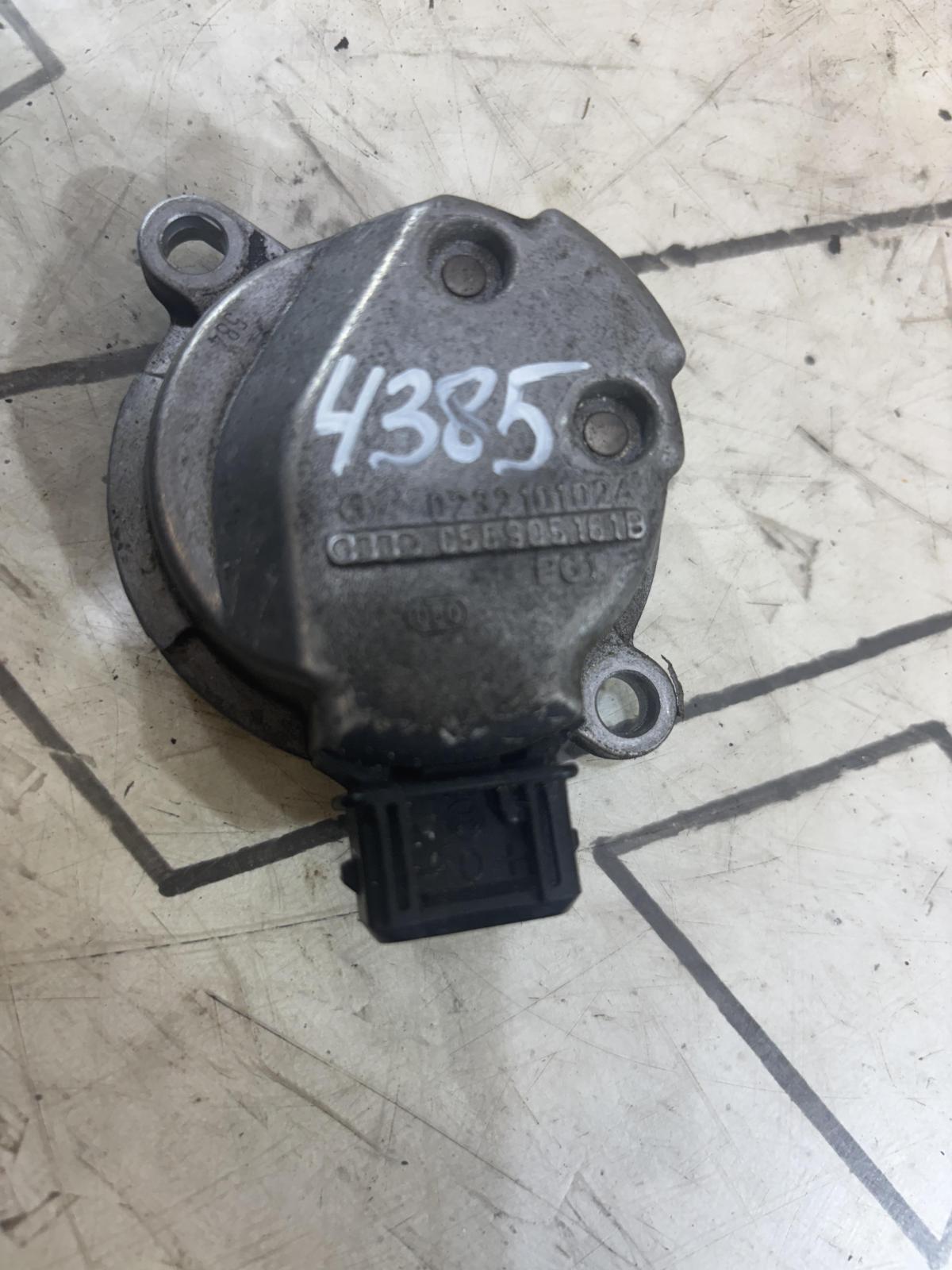 Датчик Холла 058905161B 