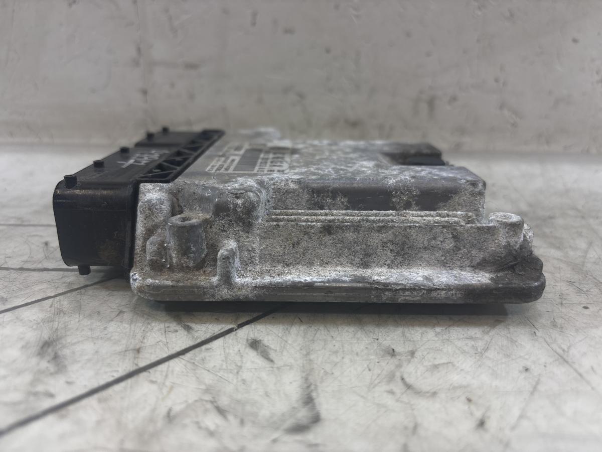 Блок управления двигателем (ДВС) 03C906016AK Skoda Octavia II рест