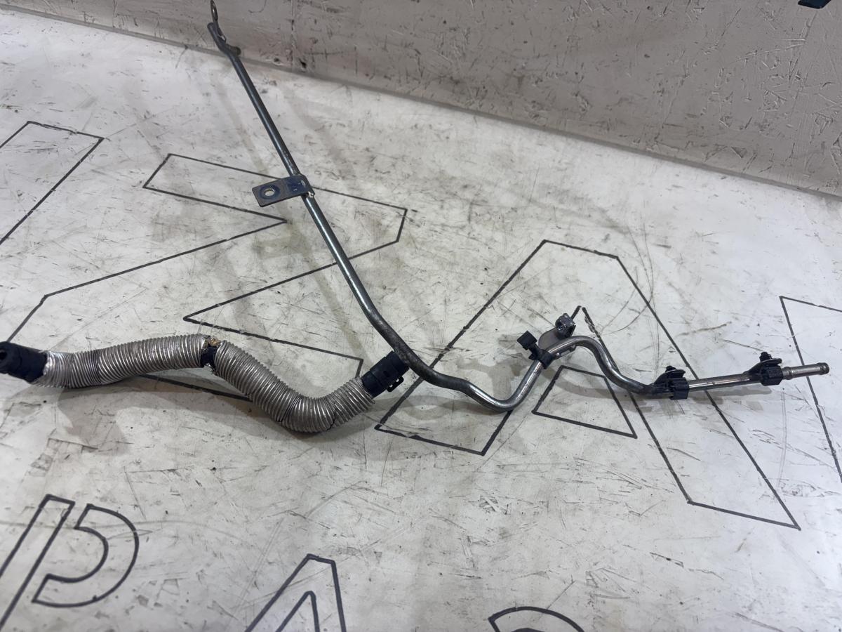 Трубопровод системы охлаждения 06J121075F Skoda Octavia RS II