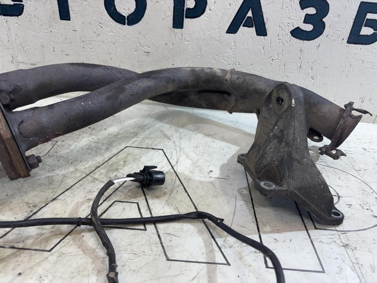 Коллектор выпускной с трубами 8G0253101Q 