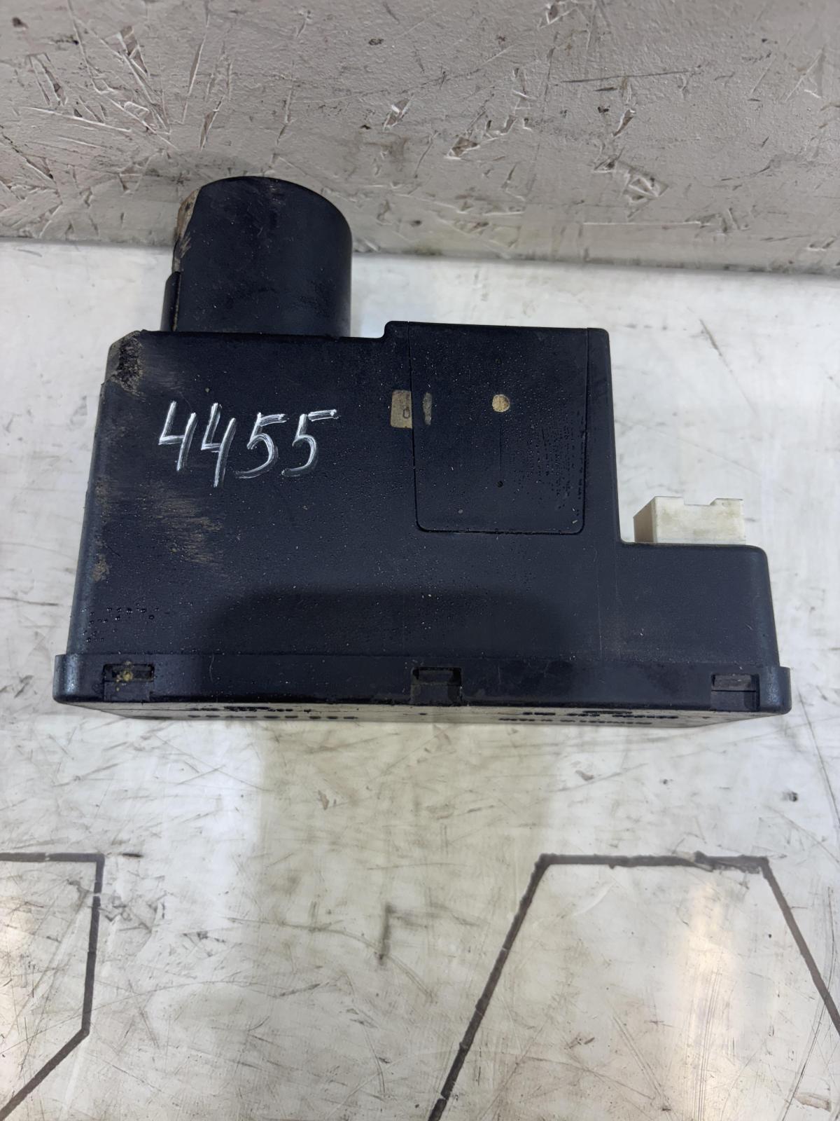 Компрессор центрального замка 4A0862257J Audi A6 C4