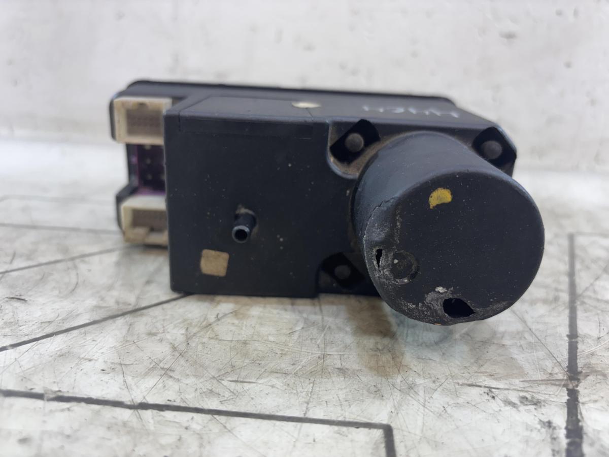 Компрессор центрального замка 4A0862257D Audi A6 C4