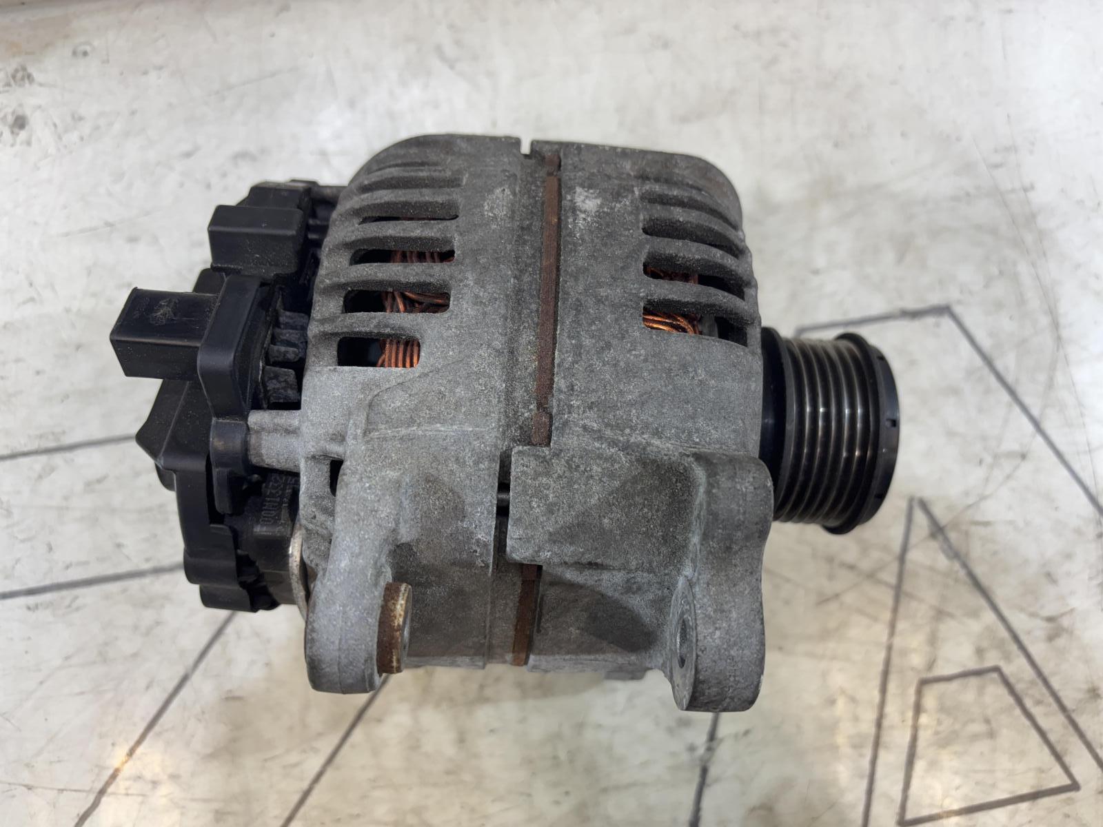 Генератор 06F903023F 